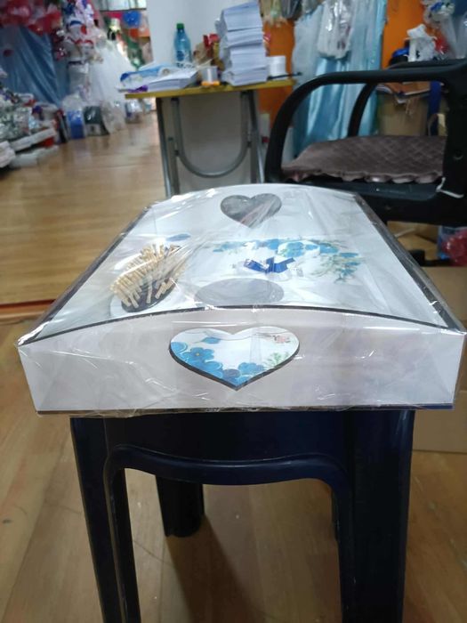 Tavi lemn (mdf )  blanc oglinzi seturi mot si seturi mire/mireasa