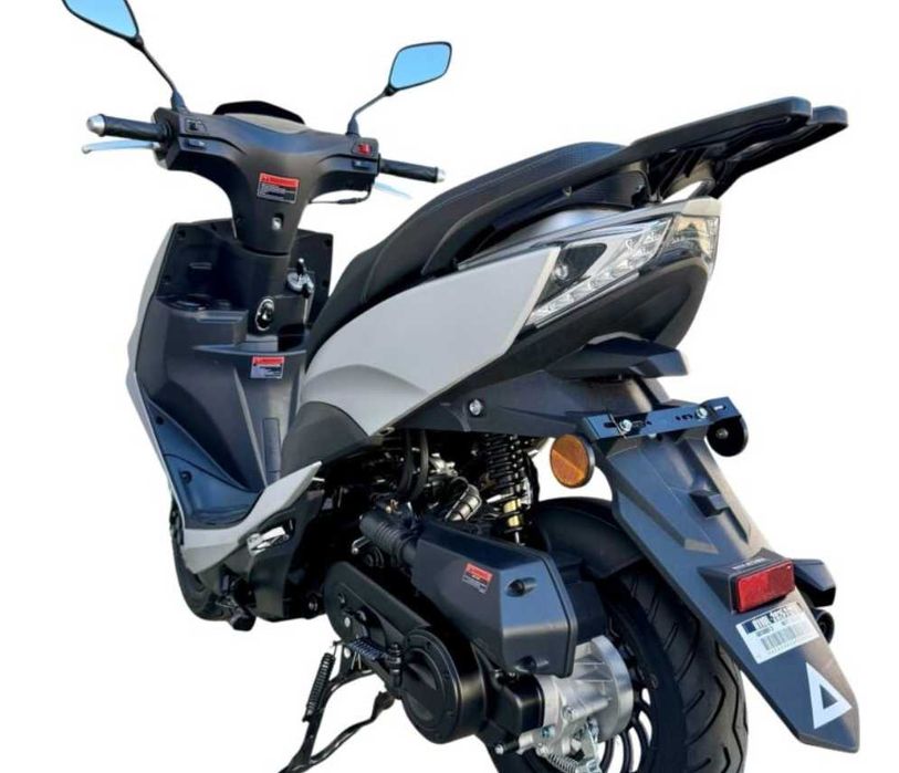 Scuter pe Benzina Fara permis cu CIV RAR inclus Injectie 49cc Motor EFI Euro 5 Viteza maxima 25km/h