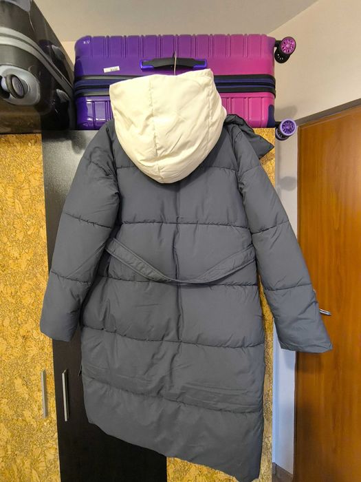 Дамско зимно ватирано яке
Двойно закопчаване, колан.