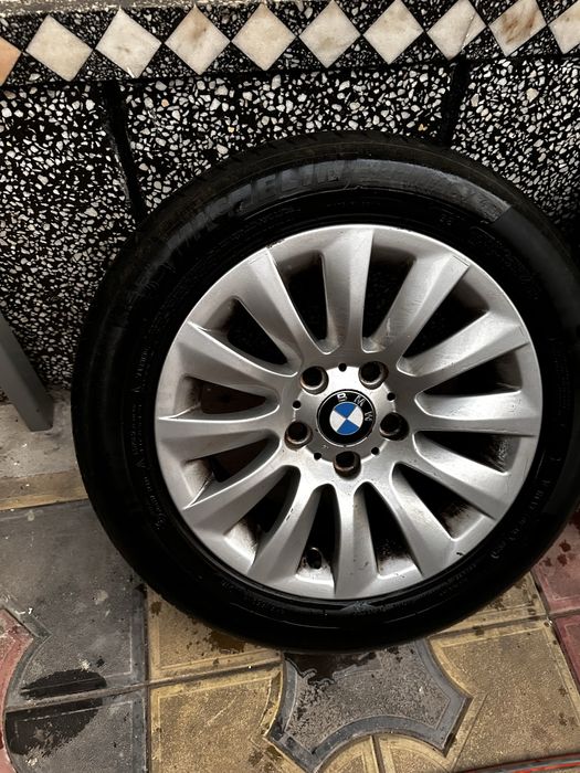 Jante aliaj pe 16 inci originale BMW  + anvelope