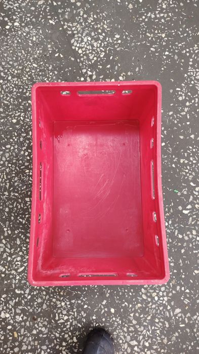 Yelim yashiklar sotiladiv 1/2 marta iwlatilgan gosh solsaxam boladi