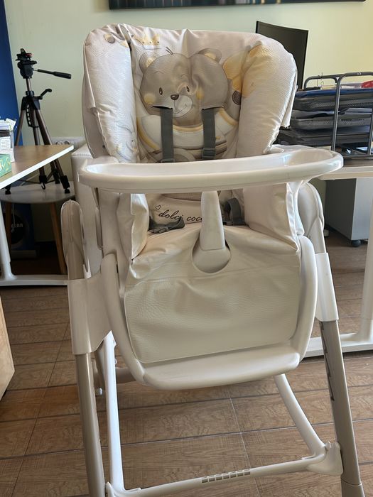 Scaun de masa bebe