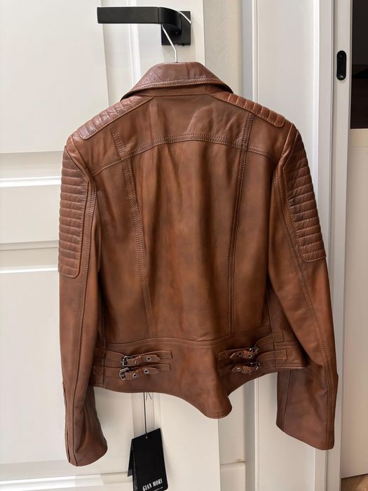 Продам новую кожаную куртку