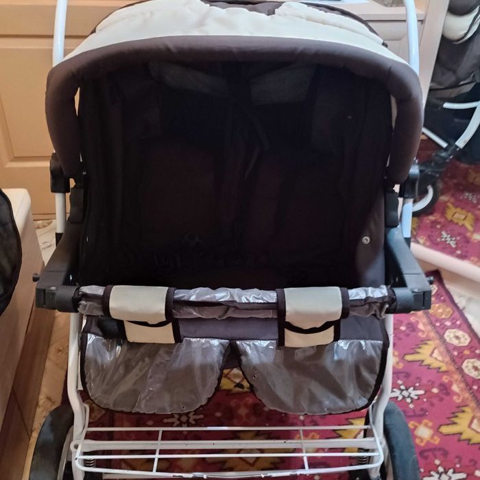 Коляска для двоих детей