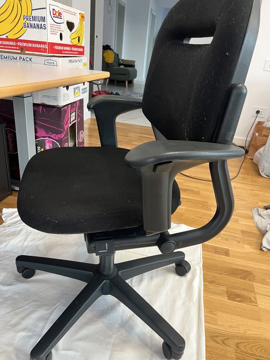 Birou electric si scaun ergonomic
