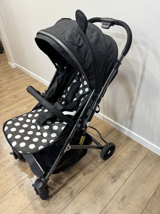 Продам прогулочную коляску