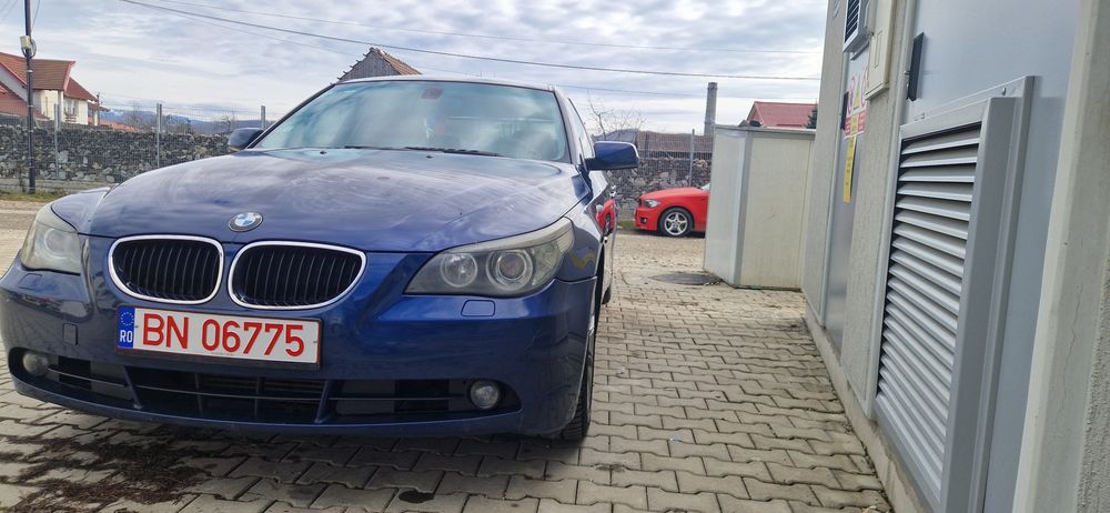 BMW E60 3.0d • 218 CP • Xenon • Piele • Manual • Fără martori aprin