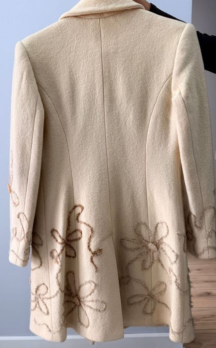 Пальто демисезонное