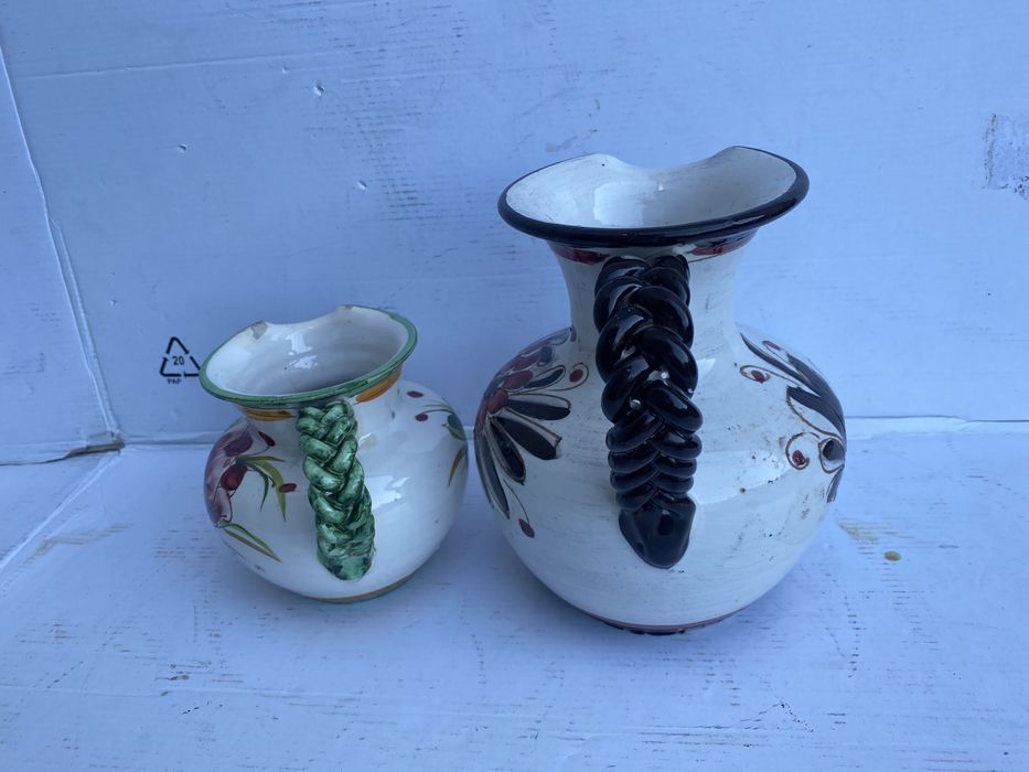 Doua  carafe ceramica