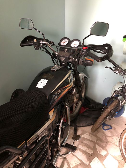 Продам отличный мотоцикл YAQI 150cc