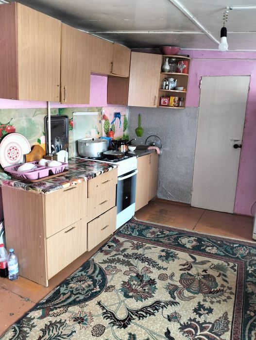 Продам 1/2 дома...