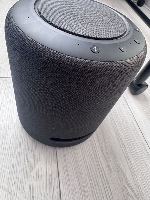 Boxa Amazon Echo Studio