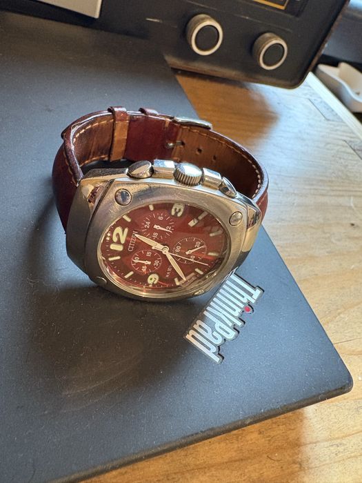 Citizen Chronograph – Red Dial (Early 2000s)