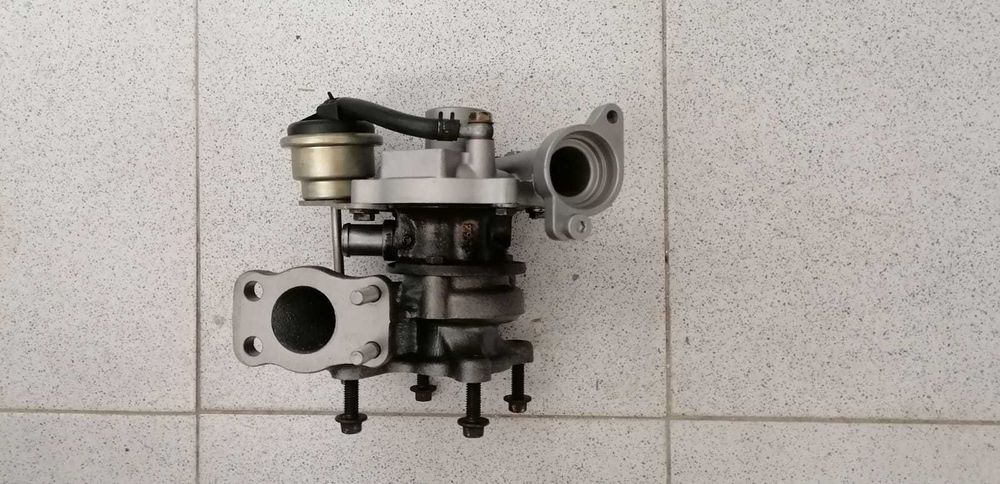 Vand Turbosuflanta Ford Fiesta 1.4 tdci din 2004.