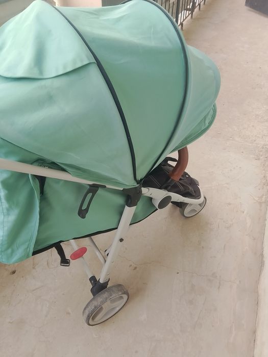 Коляска продам в хорошем состояние