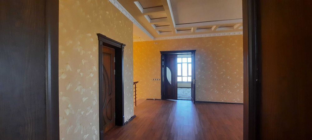 Богот тумани "Октепа" махалласида 2400 кв.м ховли жой сотилади.