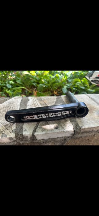 Курбели RaceFace 175mm 73mm