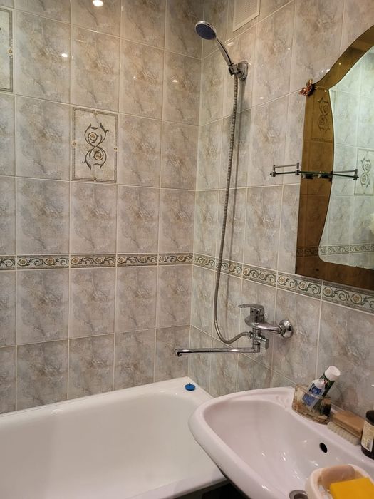 Сдам 2ком квартиру район айсберг