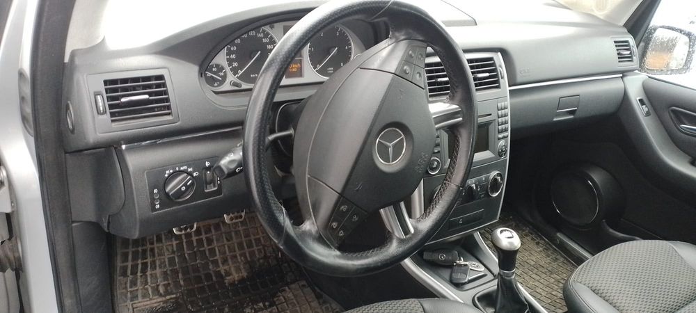 Vând Mercedes B Class