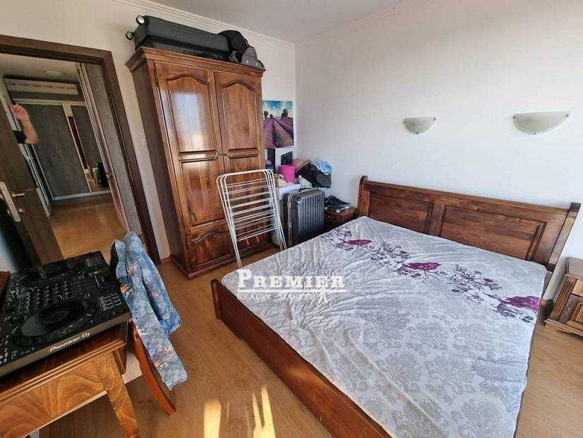 Продава се Тристаен апартамент в Свети Влас - 110 кв.м за 1291 €/кв.м - Снимка #17