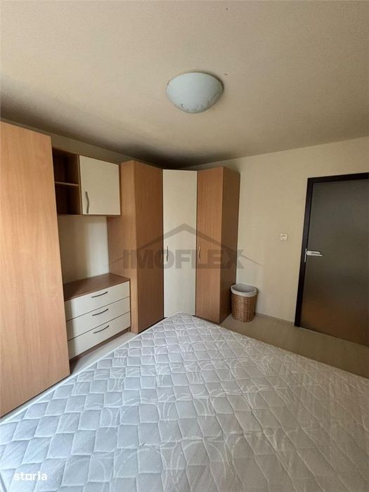 Apartament 3 camere zona medicina