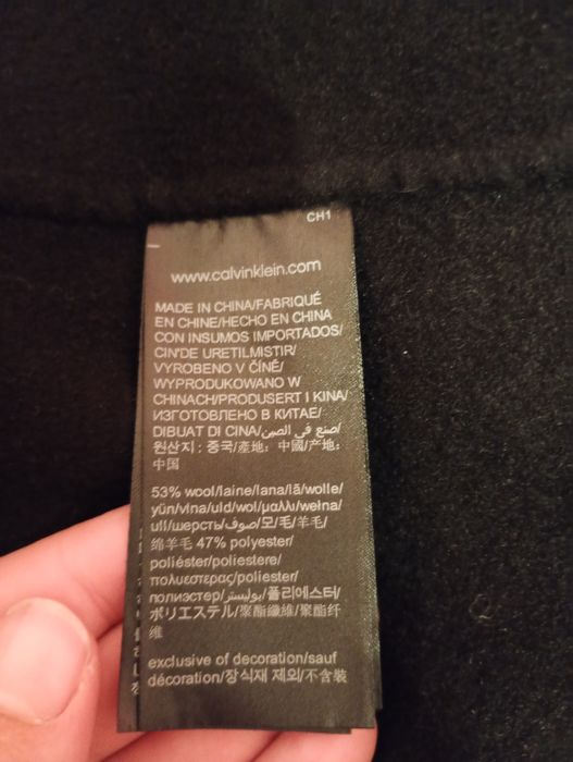 Черно палто Calvin Klein с вълна