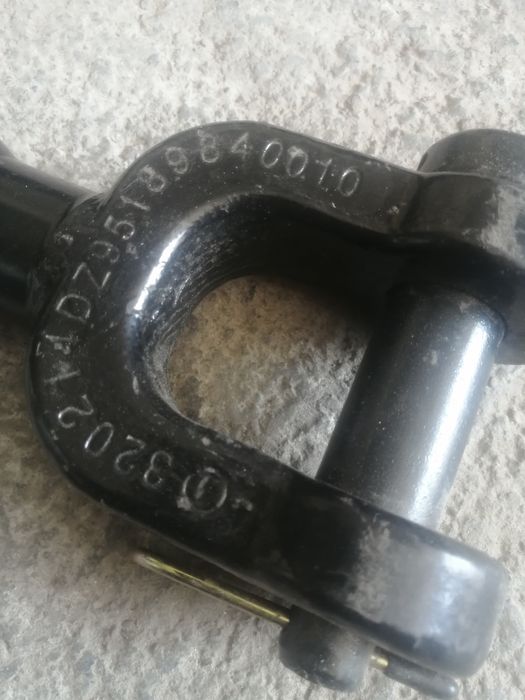 Фаркоп передний грузовой