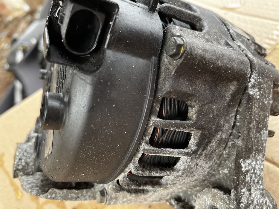 BMW 123d 204к.с. битурбо алтернатор турбо бмв е87 е81 е82 е83 n47