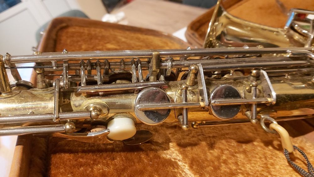 Алт саксофон AMATI CLASSIC