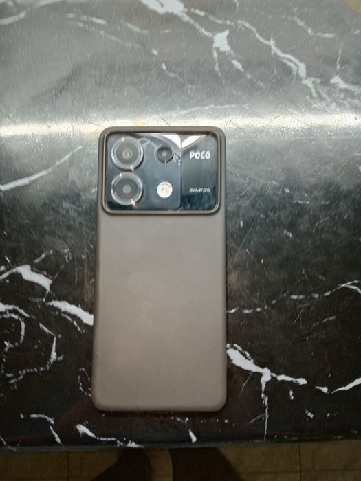 Poco 6x  256/12 Gig.