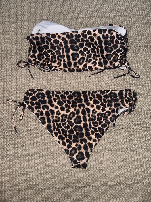 Costum de baie cu bustiera, marime XXL, NOU