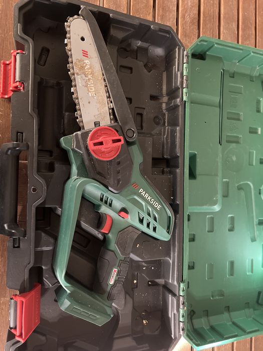 Акумулаторна резачка parkside