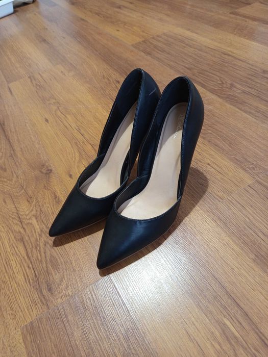 Дамски обувки сет 10лв. Бройката