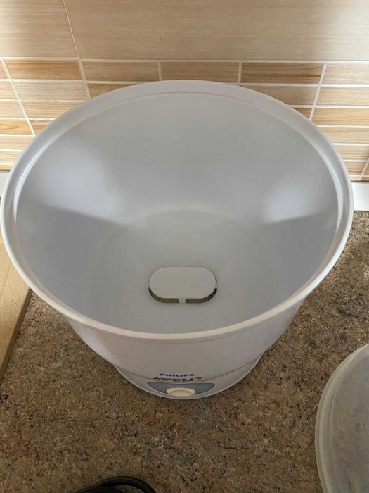 Se vinde sterilizator Philips Avent pentru biberoane / suzete