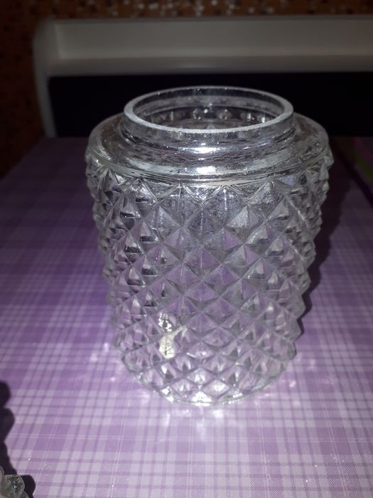 Плафоны для люстр и светильников.