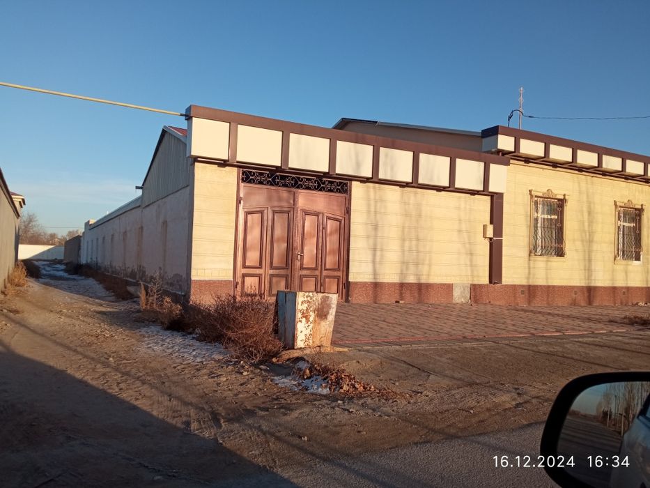 Ullibog dingda epoteka sotiladi tayor hamma jihozlari bilan 12 sotik