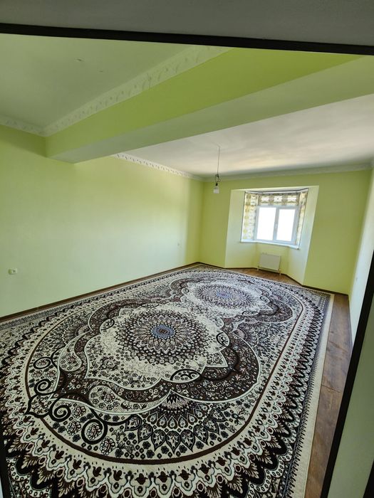 Uy o'zimniki!!!  7qavatli liftli domning 4-qavatida joylashgan 101m2