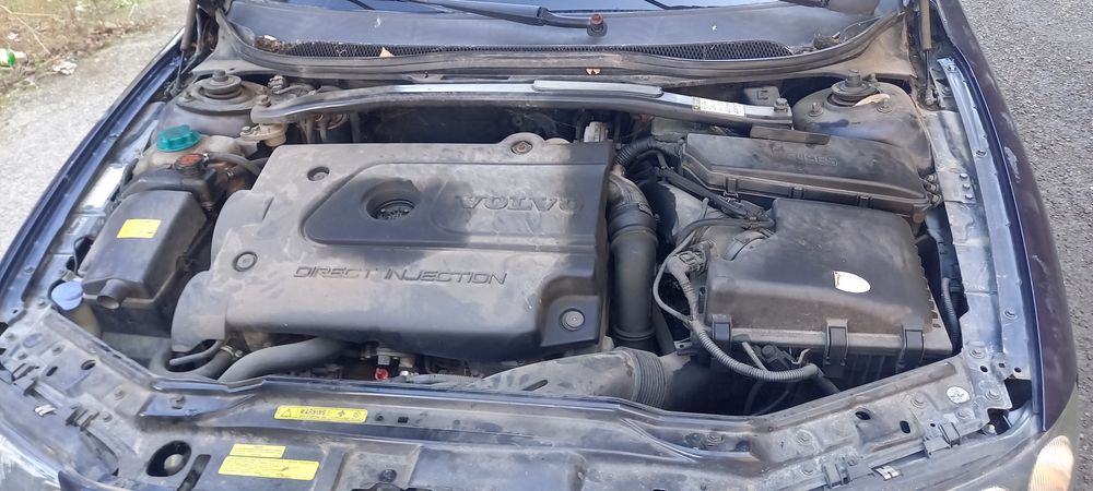 Volvo V70 2.5 TDI на части