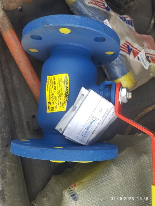 Продам  сантехника