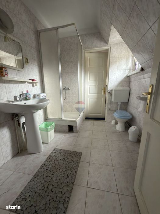 Apartament cu 3 camere de închiriat la casa | PREDEAL - BRASOV