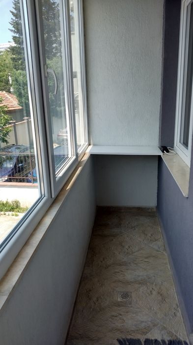 Дава се под наем Двустаен апартамент в Варна, Цветен квартал - 65 кв.м за 430 € - Снимка #6