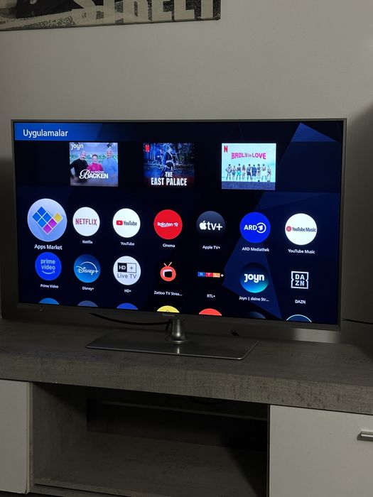 Panasonic TV 43 inc
