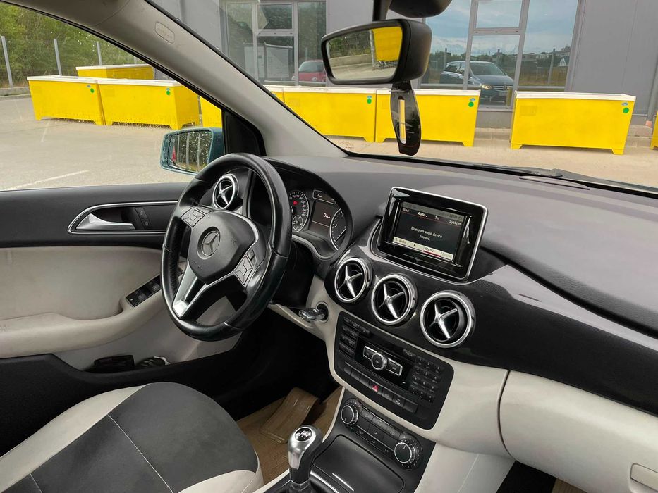 Mercedes-Benz Clasa B 200 CDI