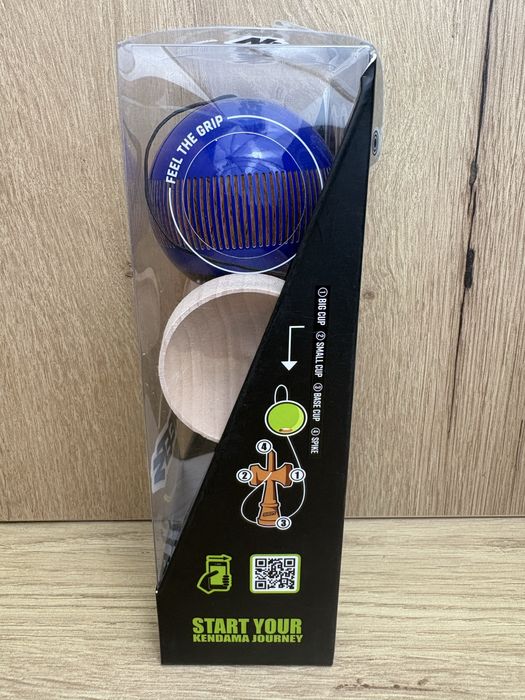 Sweets kendama Broken Bones Ultra Navy, Broken Shape