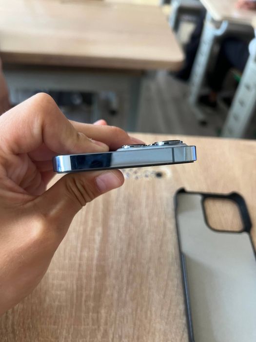 iPhone 13 Pro Blue срочно сотилади