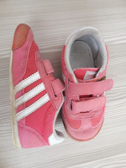 Детски маратонки 24 и 21 номер