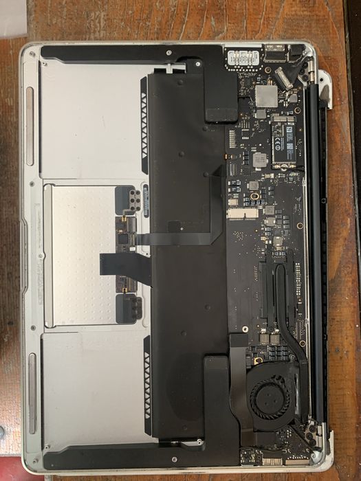 MacBook Air 13 a1466 2013-2017 на части