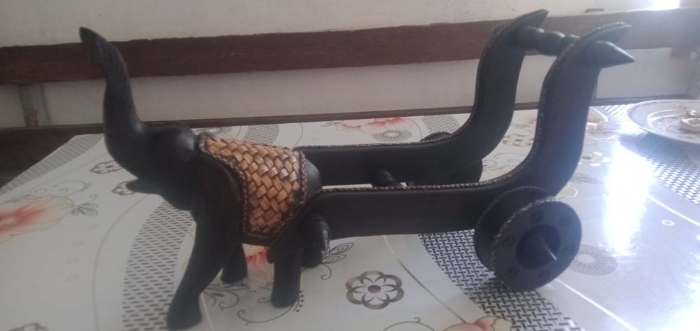 Подставка из дерево