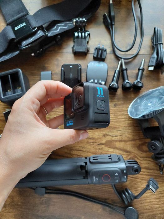 Kit camera acțiune GoPro + accesorii