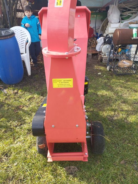 Дизелова дробилка за клони